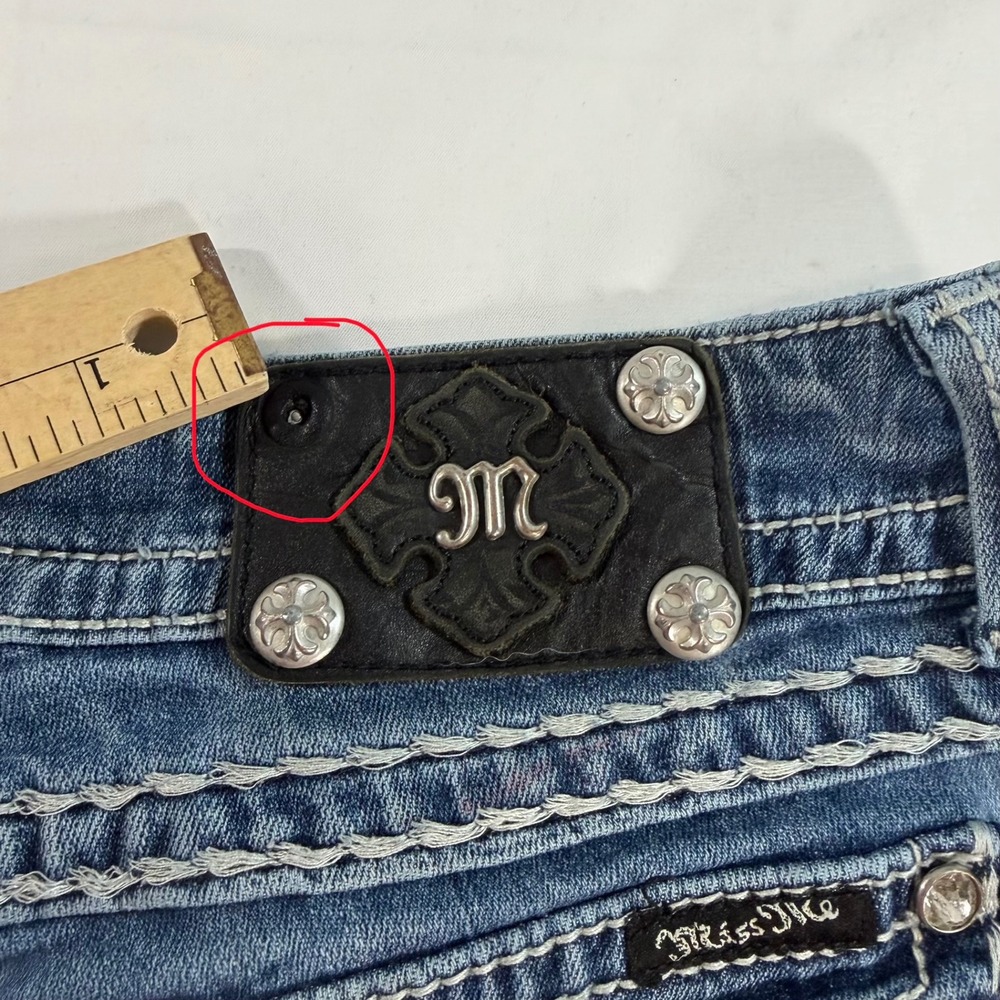 Miss Me Straight Leg Embellished Cross Jeans Blue Size 29 Inseam 34 - Picture 13 of 13